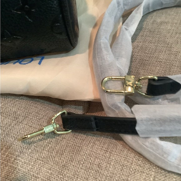 Black Designer Handbag nano speedy New - Picture 5 of 7